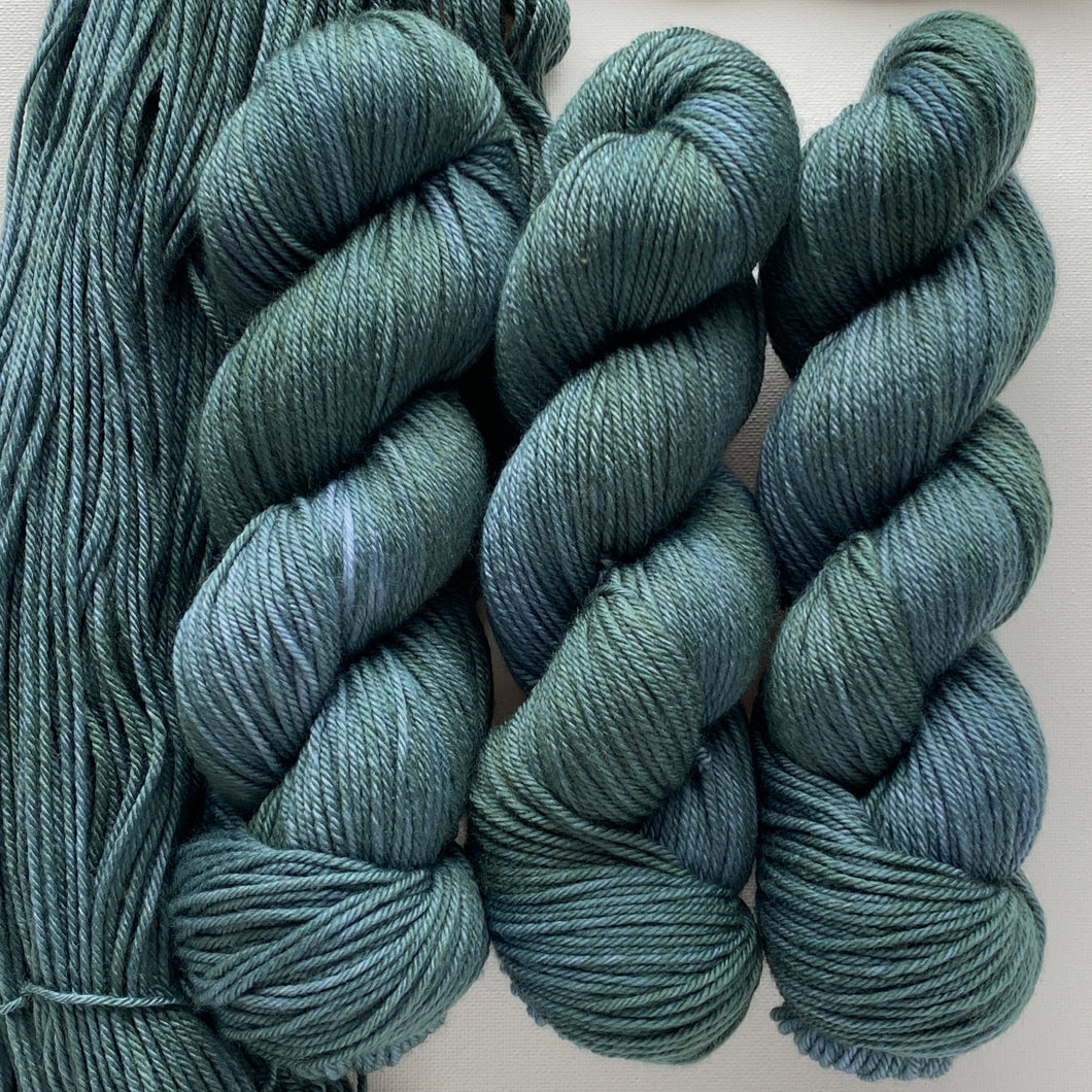Outlier: Faded Teal on Victoria DK
